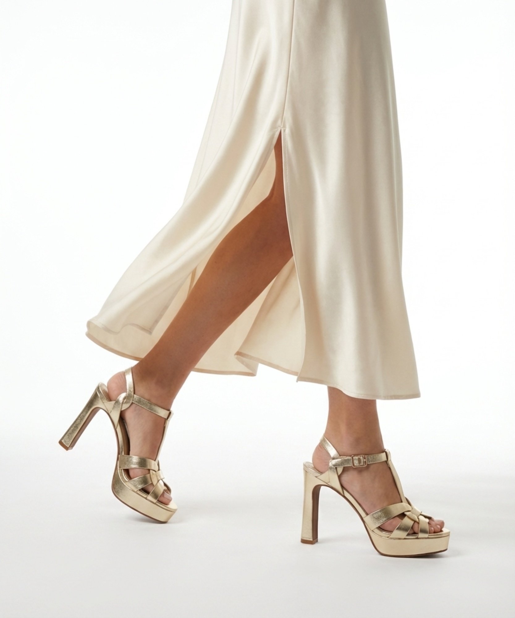 Sandalia plataforma tira en T